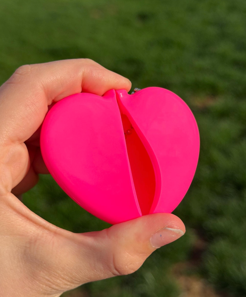 Cunt Rubber Heart Coin Purse