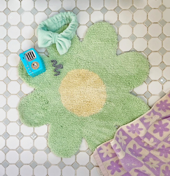 Pistachio Daisy Rug