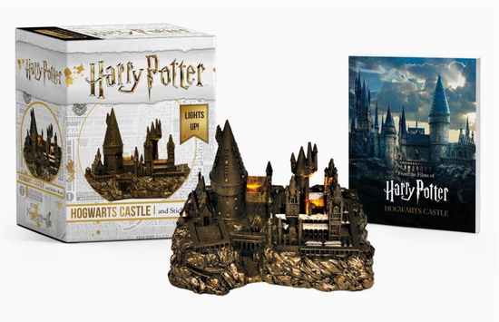Harry Potter Hogwarts Castle and Sticker Book: Lights Up! Desktop Accessory