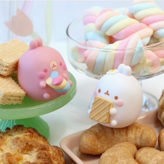 Molang Snack Time Theme Random Figure Box