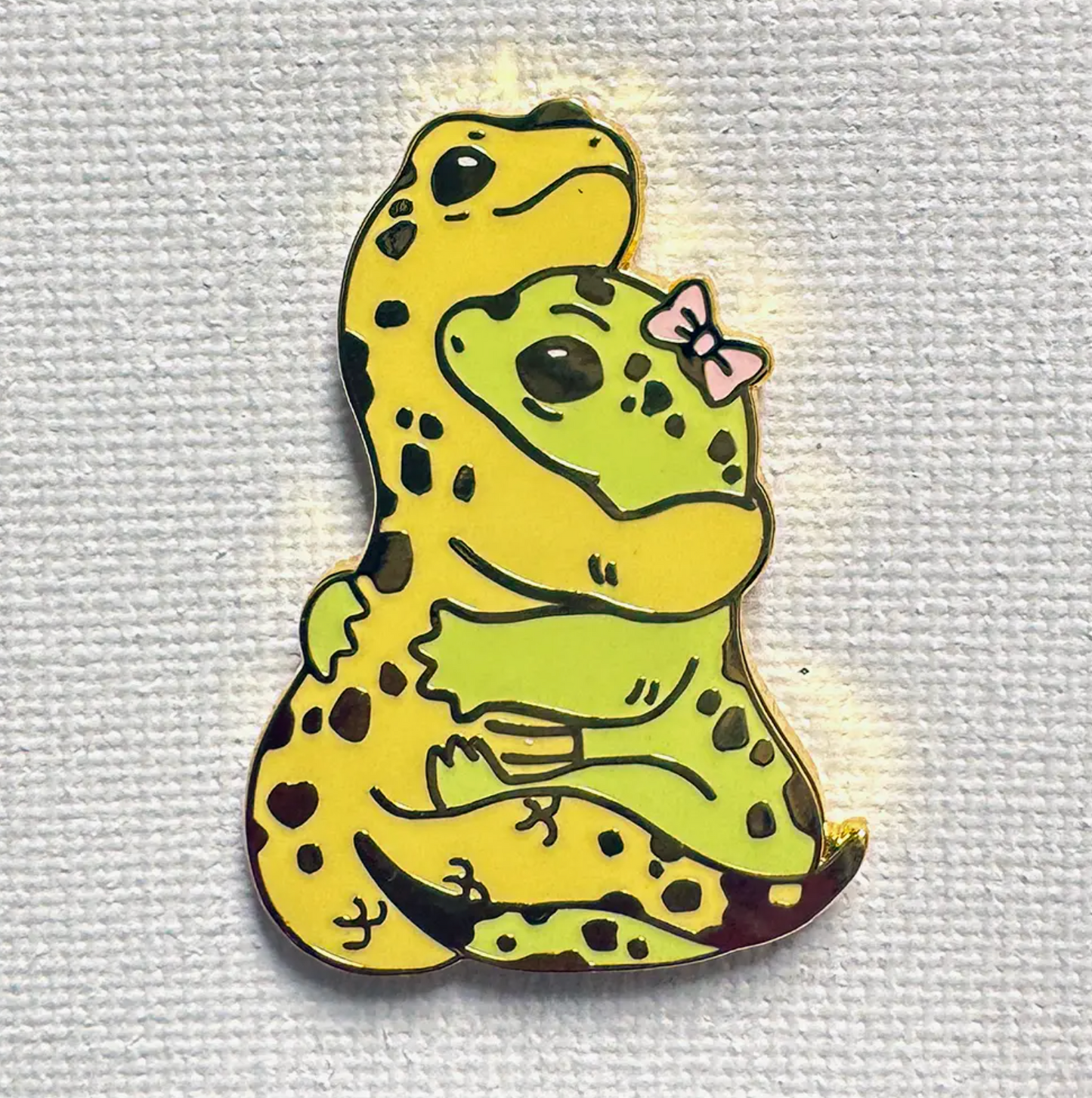 Yellow/Green Salamander Huggers Pin