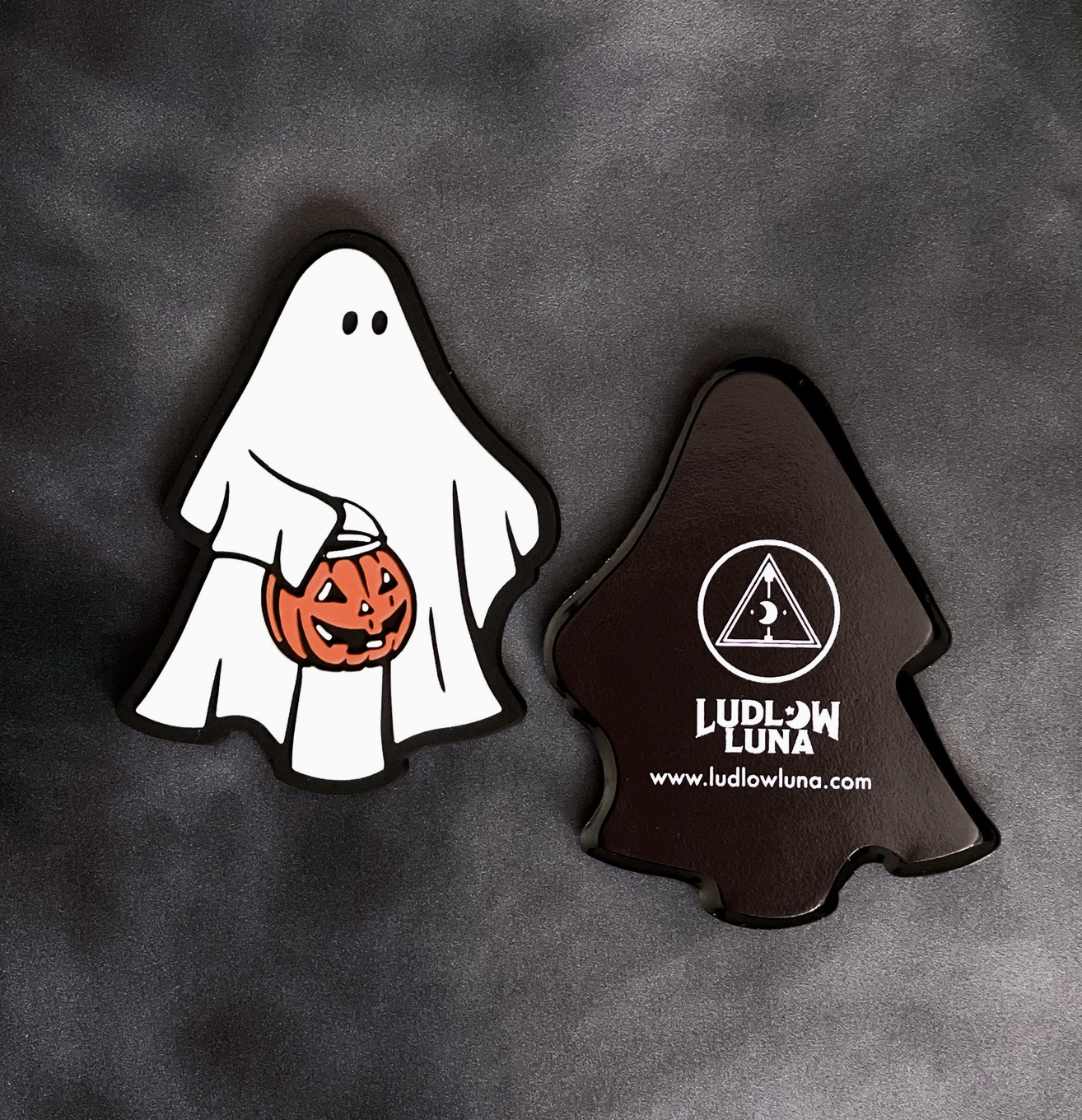 Trick or Treat Ghost Magnet Glow in The Dark Magnet