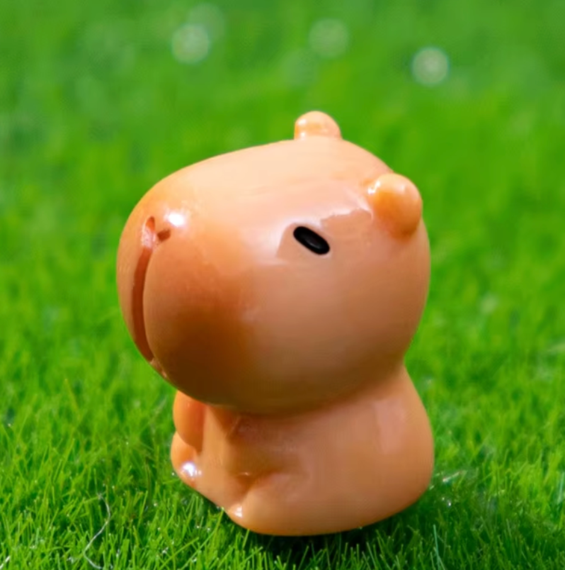 Tiny Capybara Cutie Figurines Surprise Pull