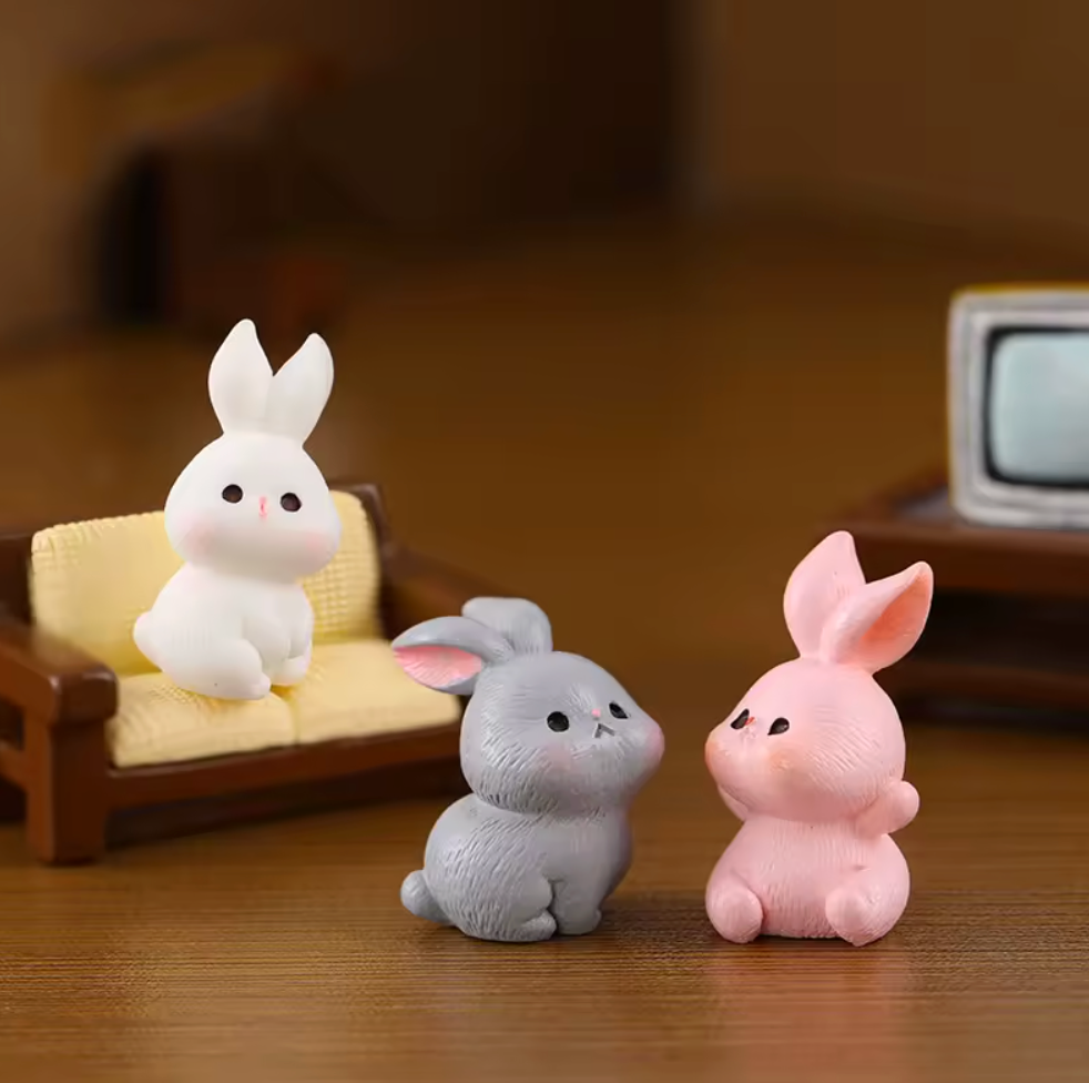 Teeny Tiny Rabbit Figurines (Surprise Pull)