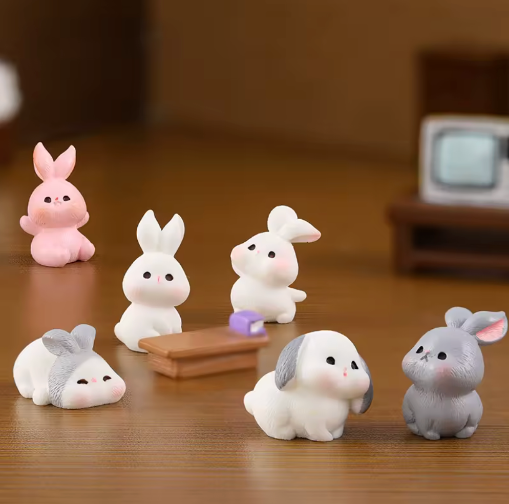 Teeny Tiny Rabbit Figurines (Surprise Pull)