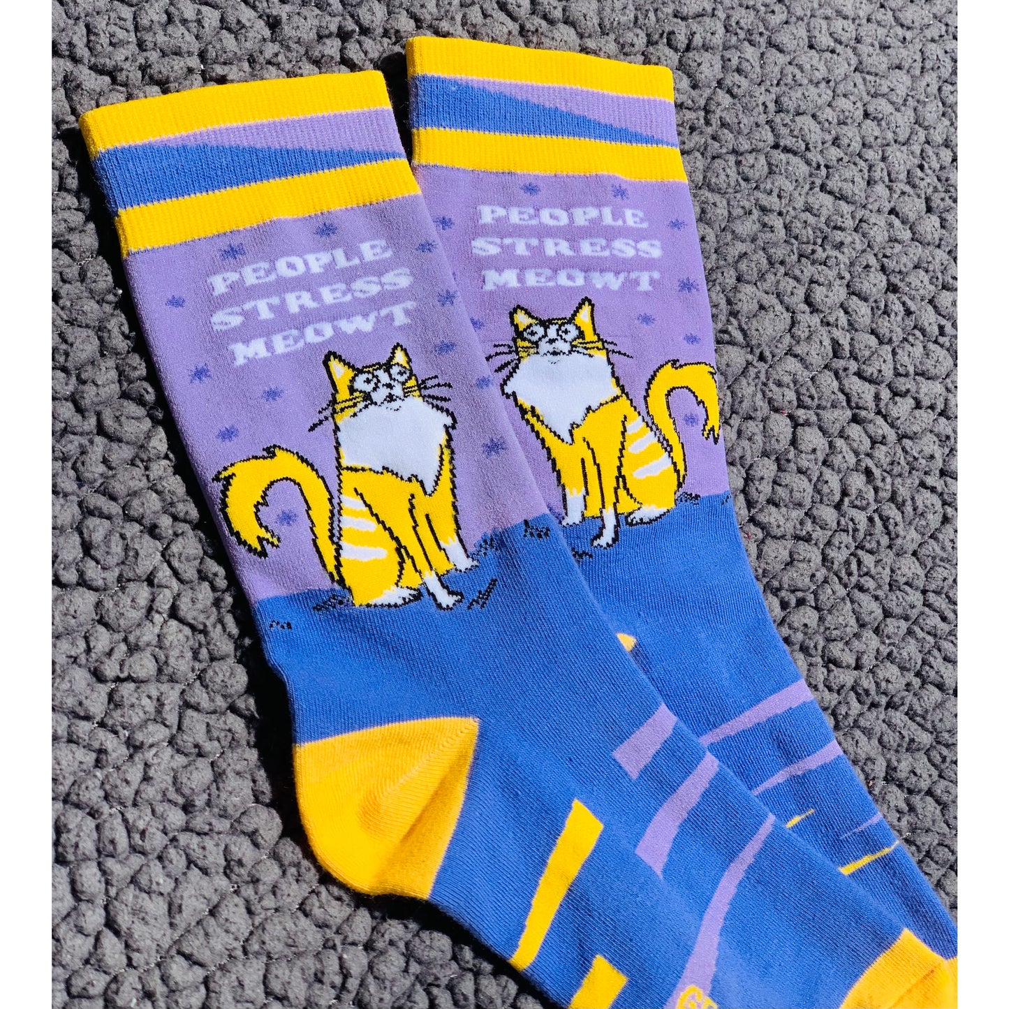 Load image into Gallery viewer, People Stress Meowt Womens Crew Socks

